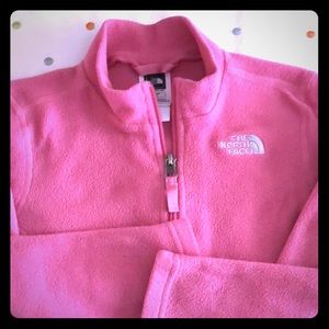 Girl’s Northface half zip